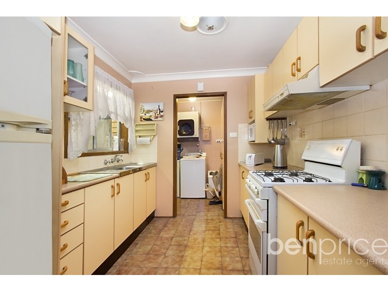 66 Menzies Circuit, St Clair NSW 2759