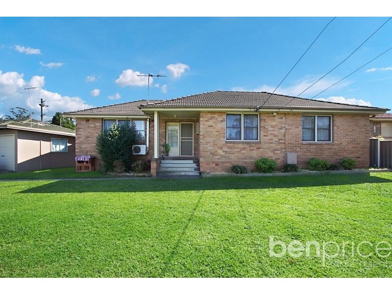 4 Morobe Street, Whalan NSW 2770