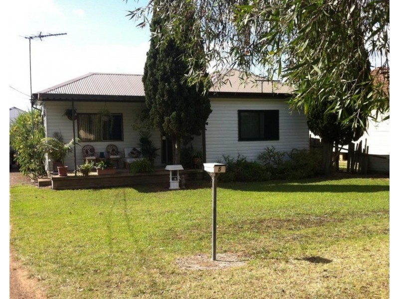 5 Dunsmore Street, Rooty Hill NSW 2766