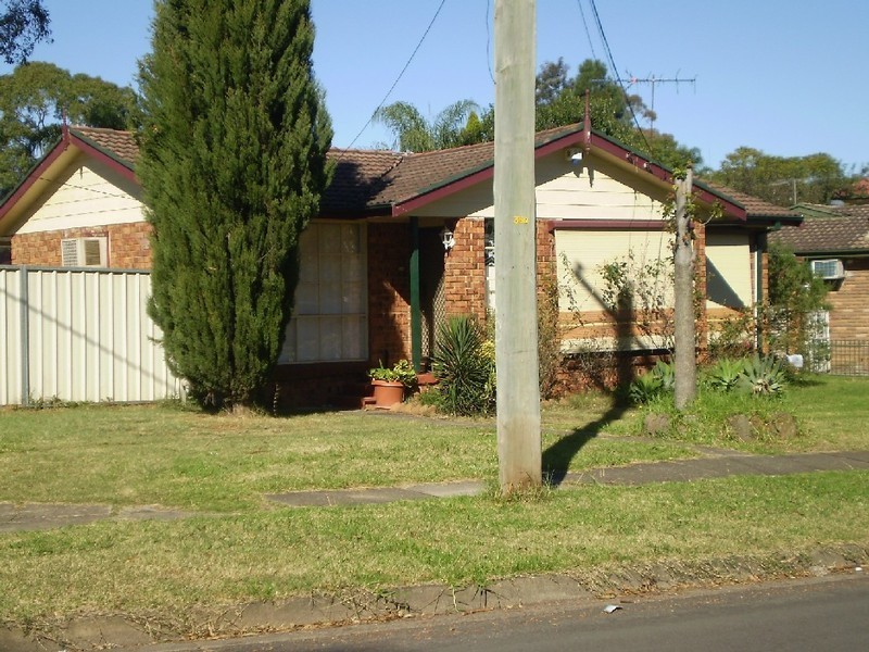 43 Eloura Street, Dharruk NSW 2770