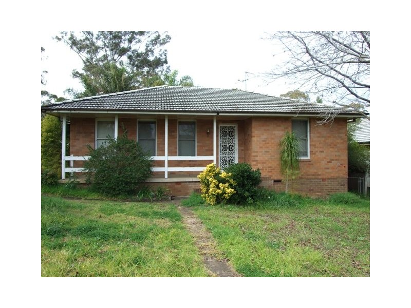 35 Bulolo Drive, Whalan NSW 2770