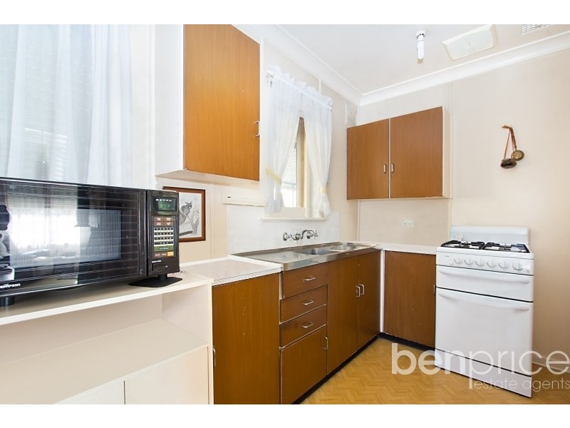 1 Neriba Crescent, Whalan NSW 2770