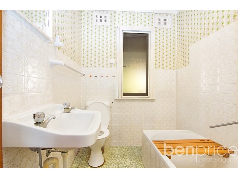 1 Neriba Crescent, Whalan NSW 2770