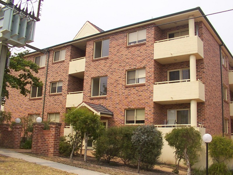 23/22-24 Bruce Street, Blacktown NSW 2148