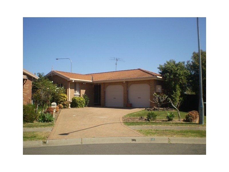 17 Burrows Grove, Dean Park NSW 2761