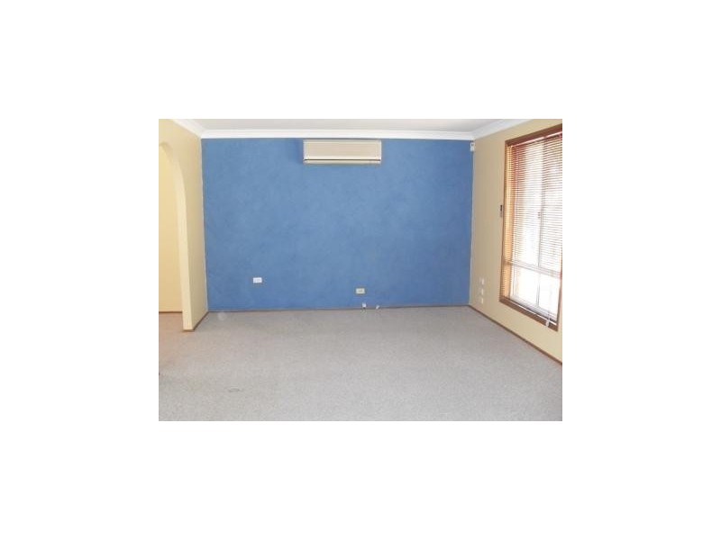 13 Barossa Drive, Minchinbury NSW 2770