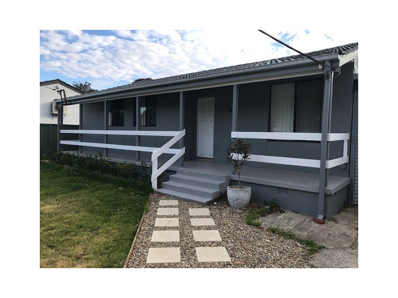 16 Hartog Avenue, Willmot NSW 2770