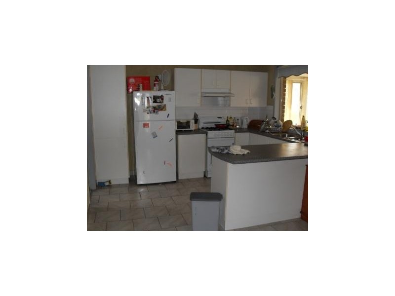 10 Poa Place, Glenmore Park NSW 2745