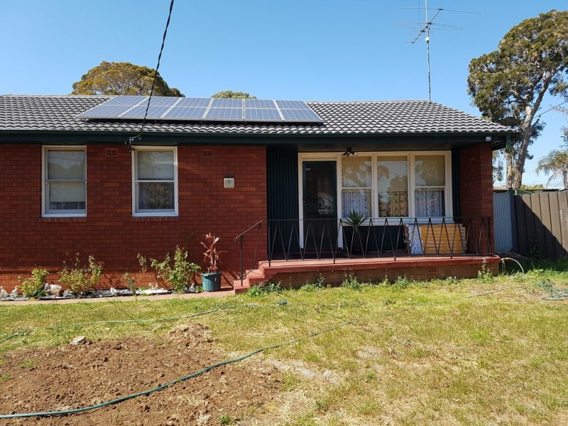 7 Tonga Place, Lethbridge Park NSW 2770