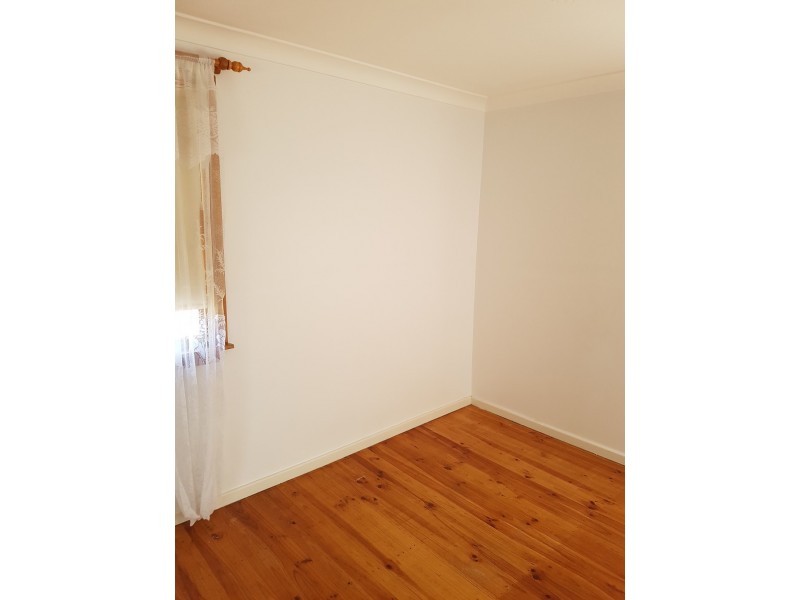 7 Tonga Place, Lethbridge Park NSW 2770