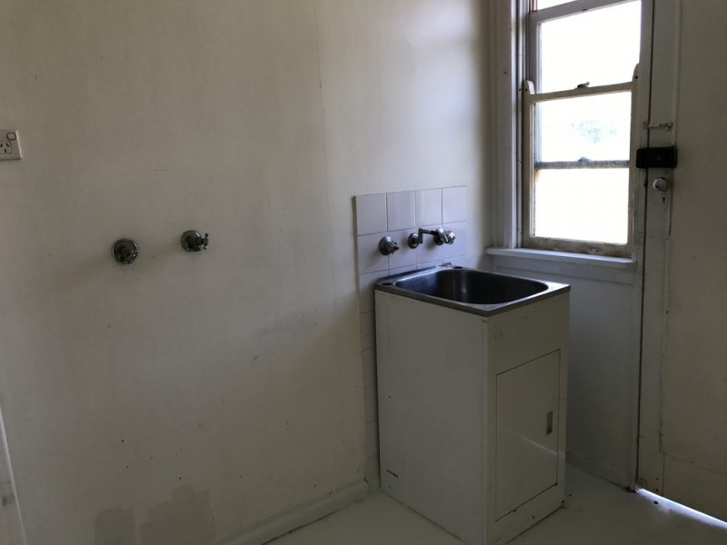 30 Minadanao Avenue, Lethbridge Park NSW 2770