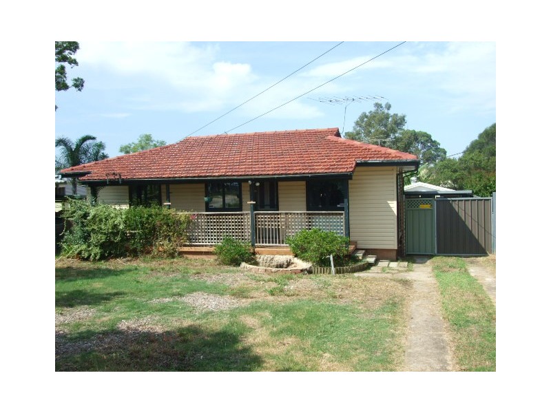 8 Pinang Place, Whalan NSW 2770