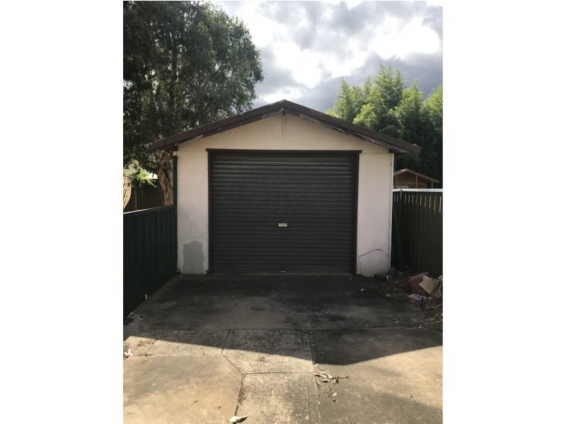 18 Marquesa Crescent, Lethbridge Park NSW 2770