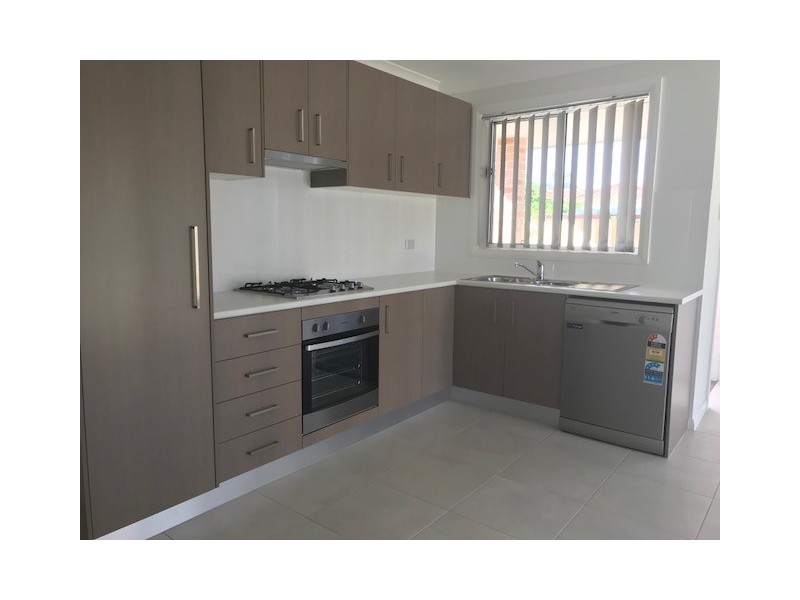 21a Nicolaidis Crescent, Rooty Hill NSW 2766