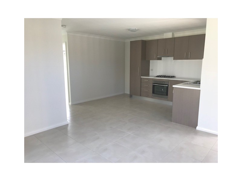 21a Nicolaidis Crescent, Rooty Hill NSW 2766