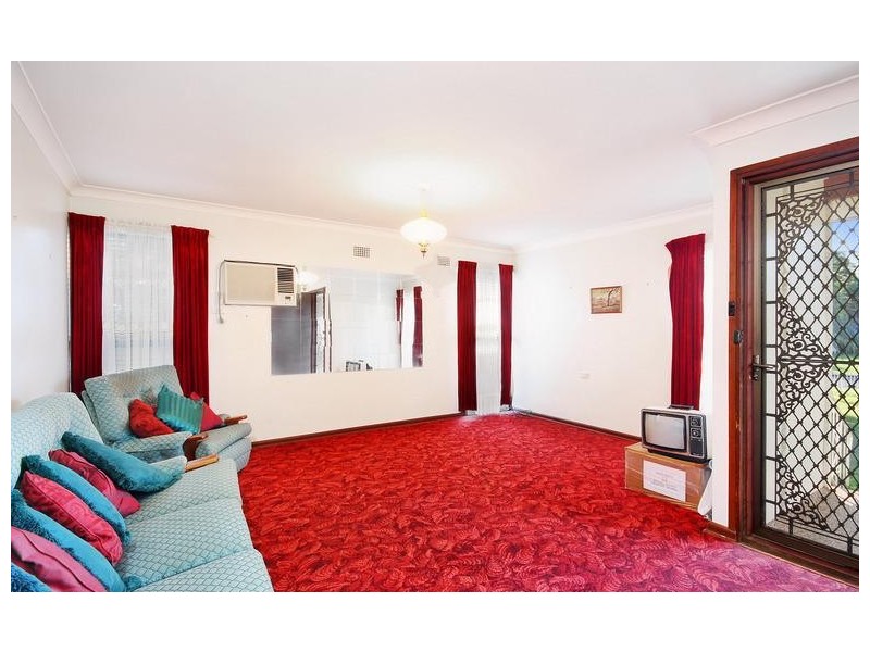 8 Hatfield Place, Hebersham NSW 2770