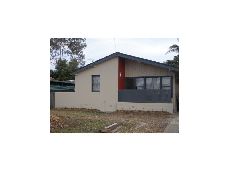 14 Samoa Place, Lethbridge Park NSW 2770