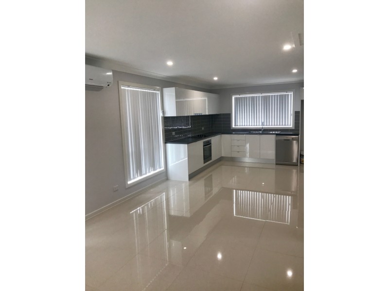 52a Highview Avenue, Greenacre NSW 2190