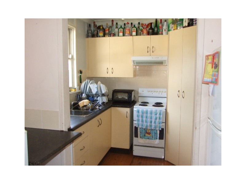 2 Waitaki Place, Lethbridge Park NSW 2770