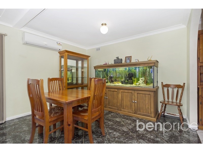 28 Finisterre Avenue, Whalan NSW 2770