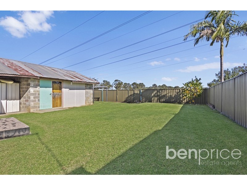 28 Finisterre Avenue, Whalan NSW 2770