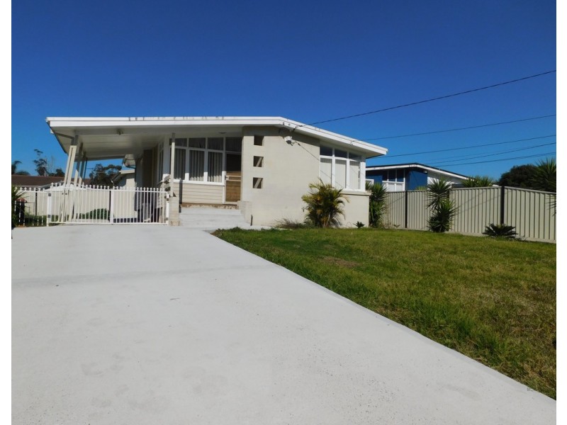 12 Webb Place, Blackett NSW 2770