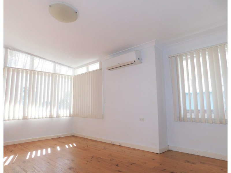 12 Webb Place, Blackett NSW 2770