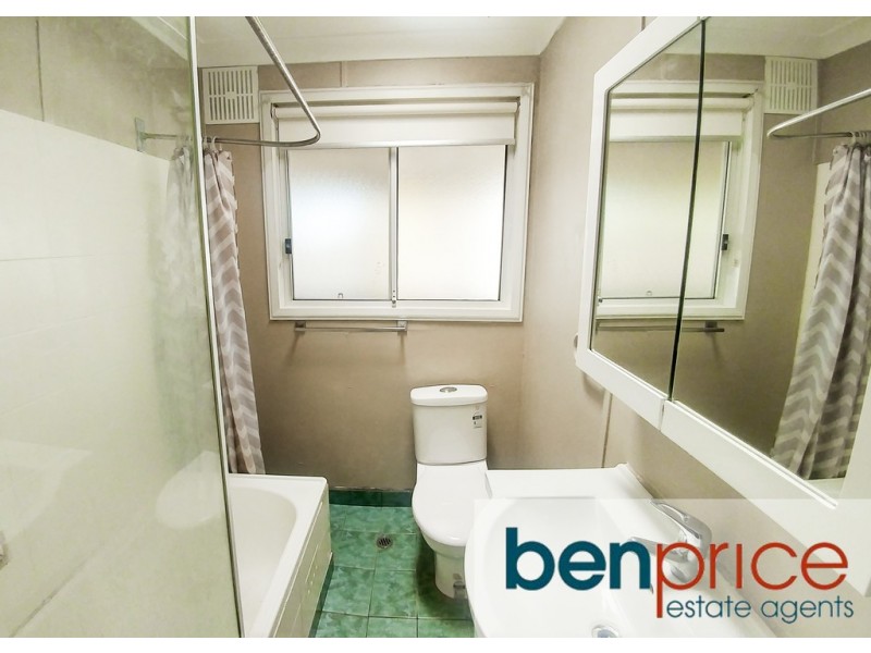 8 Pinang Place, Whalan NSW 2770