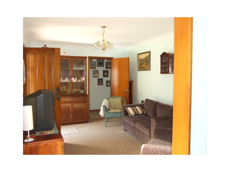 25 Bulolo Drive, Whalan NSW 2770