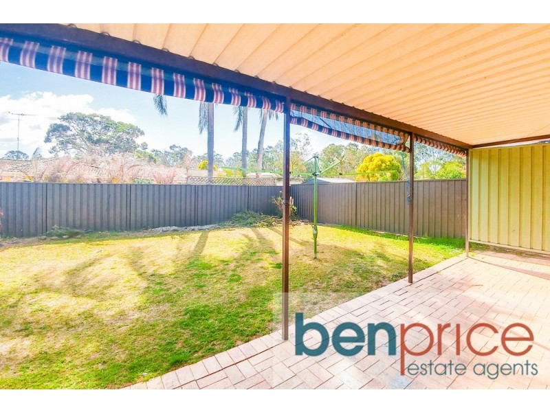 10 Hibiscus Court, St Clair NSW 2759