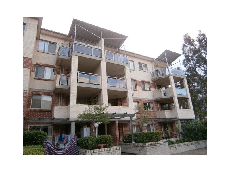 2/2 hythe, Mount Druitt NSW 2770