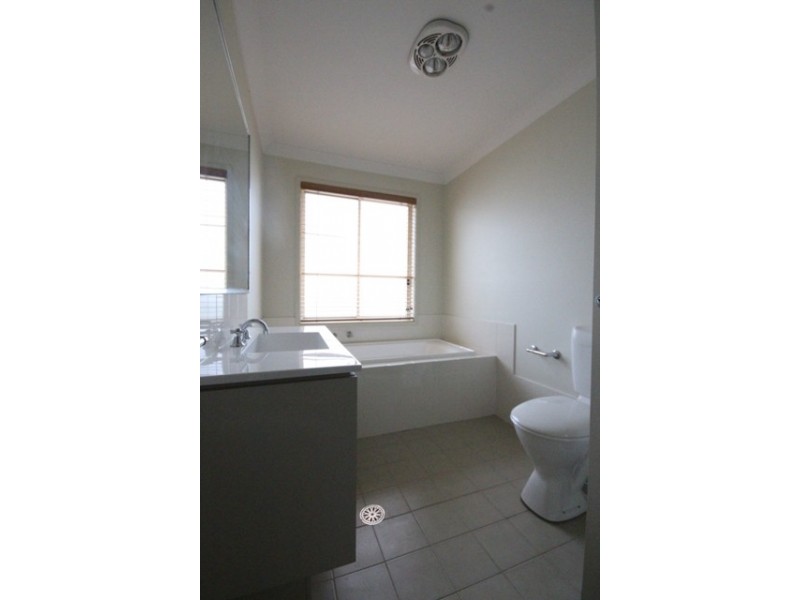 127 Doonside Cres, Woodcroft NSW 2767