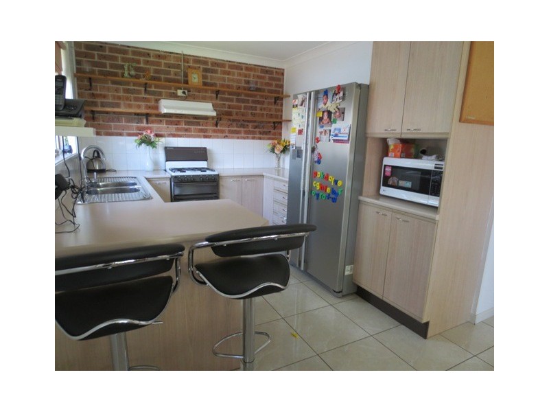 18b Brussels Cres, Rooty Hill NSW 2766