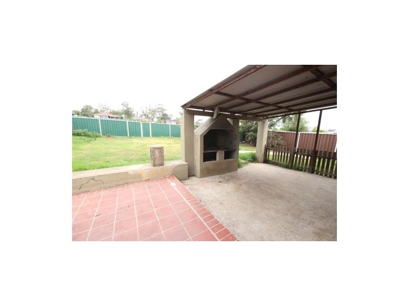 16 Smith Grove, Shalvey NSW 2770