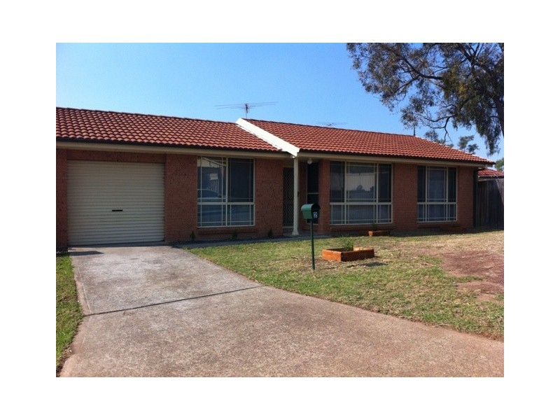 2 Brunswick Place, Colyton NSW 2760