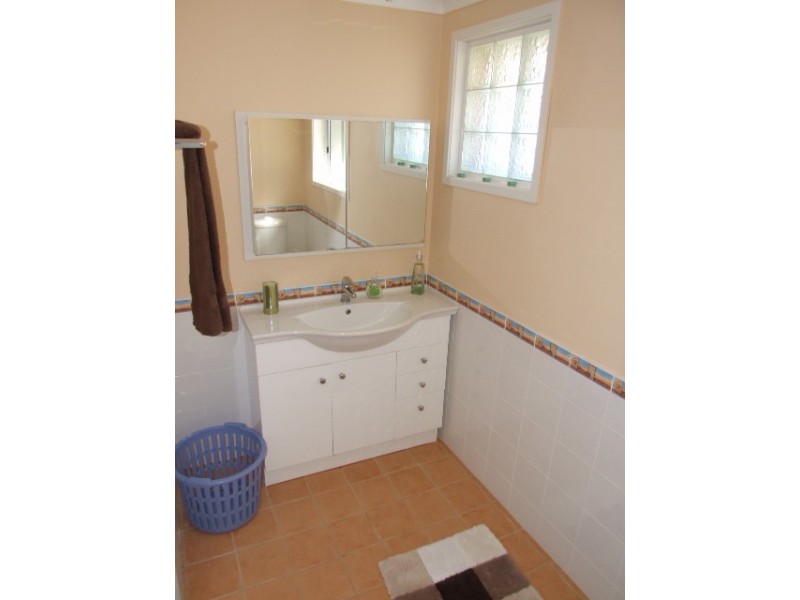 4 Olympic Court, Bradbury NSW 2560