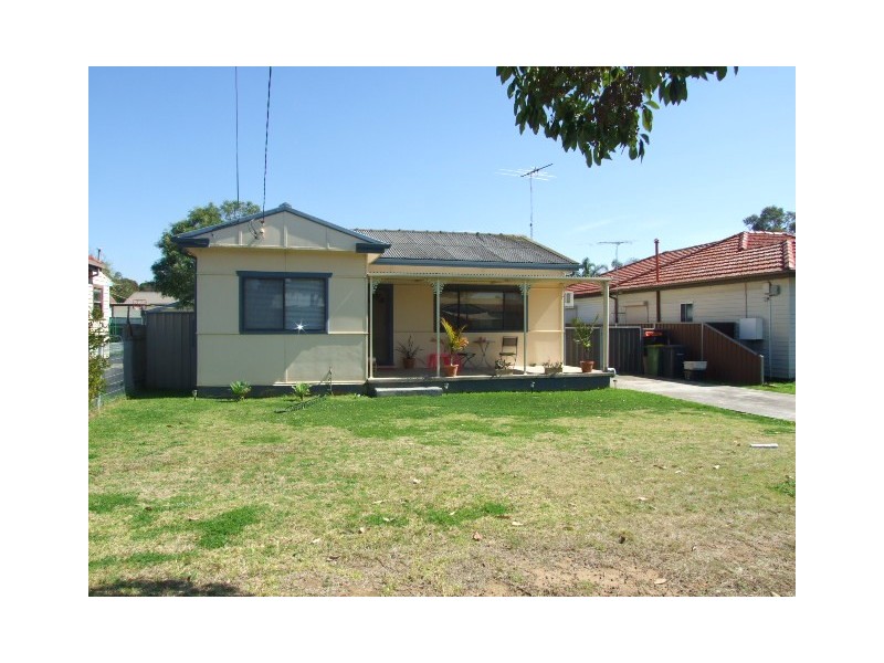 44 Dorothy Cres, Colyton NSW 2760