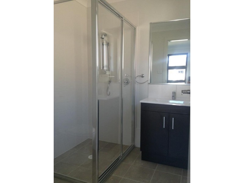 37 Lawler Street, Ropes Crossing NSW 2760