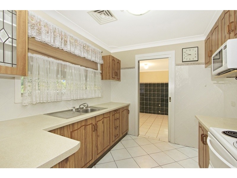 4 Mimika Ave, Whalan NSW 2770