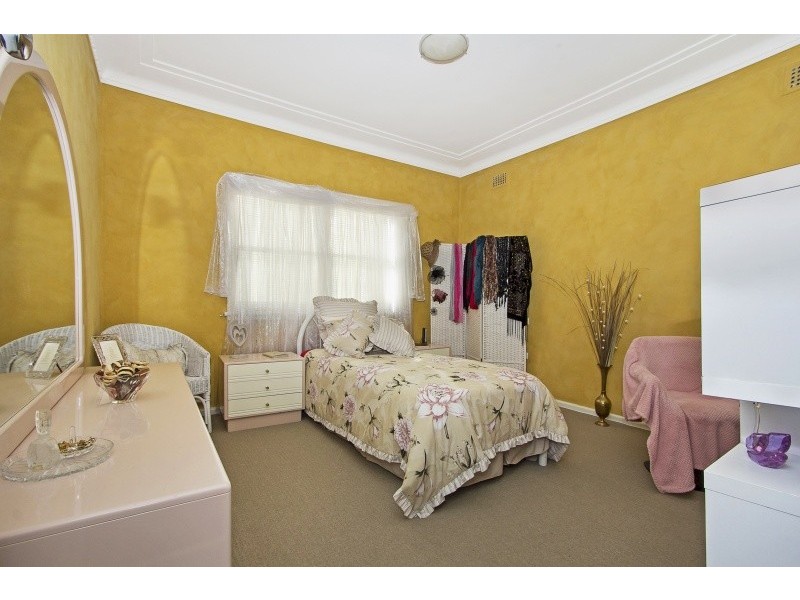 6 Barker Street, Rooty Hill NSW 2766