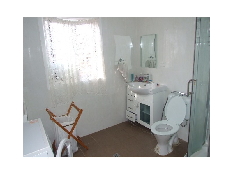 6 Railway View Parade, Rooty Hill NSW 2766