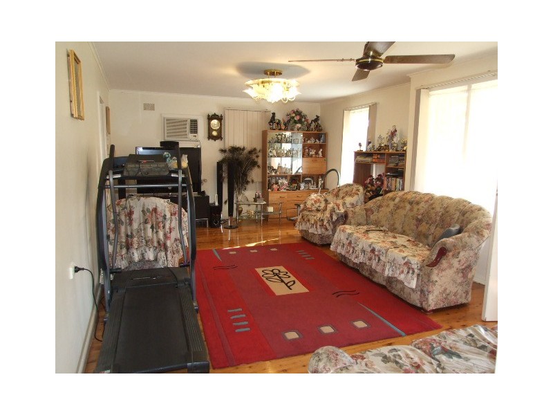 38 Ellengowan Cr, Whalan NSW 2770