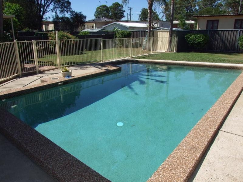 77 Stuart Road, Dharruk NSW 2770