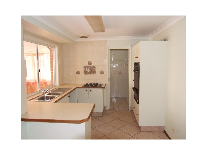 4  Waring Crescent, Plumpton NSW 2761