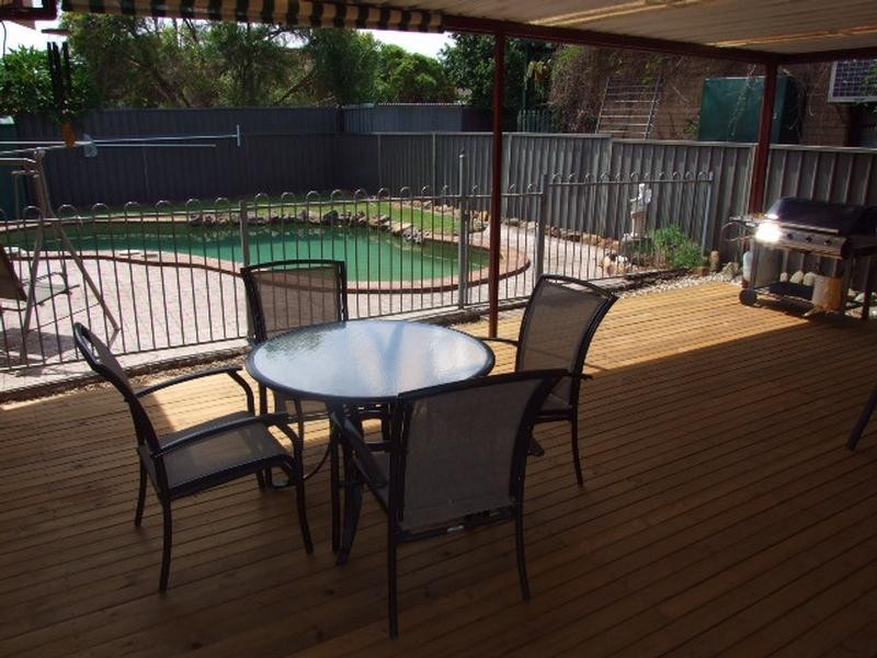 9 Merauke Street, Whalan NSW 2770