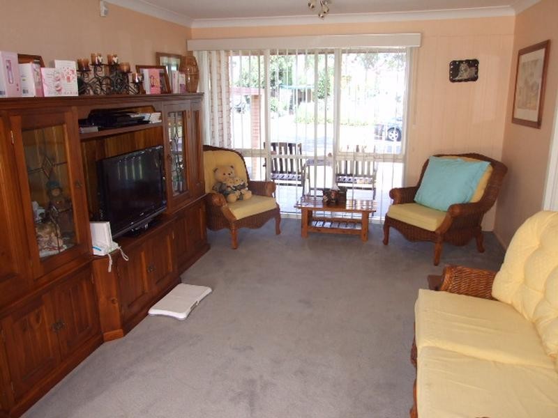 9 Merauke Street, Whalan NSW 2770