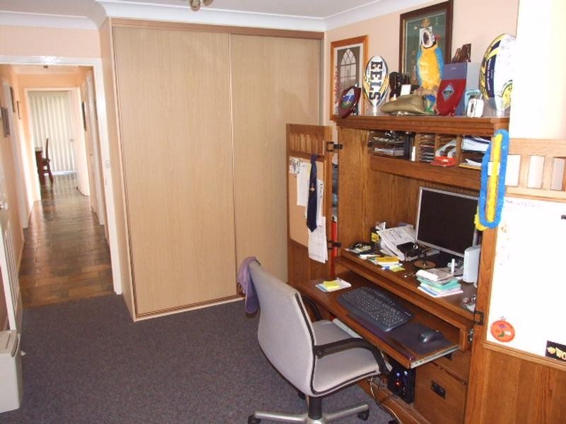 9 Merauke Street, Whalan NSW 2770