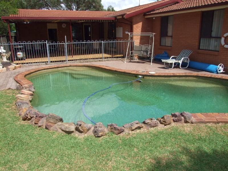 9 Merauke Street, Whalan NSW 2770