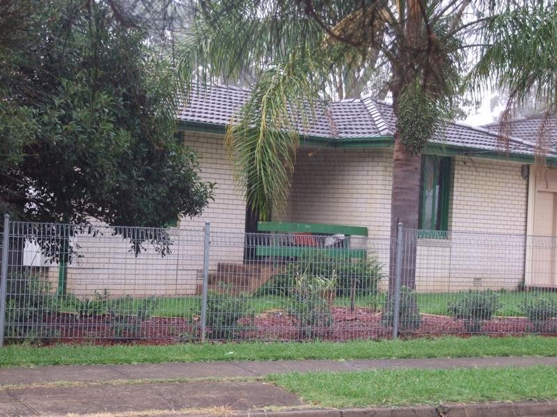 28 Andover Crescent, Hebersham NSW 2770