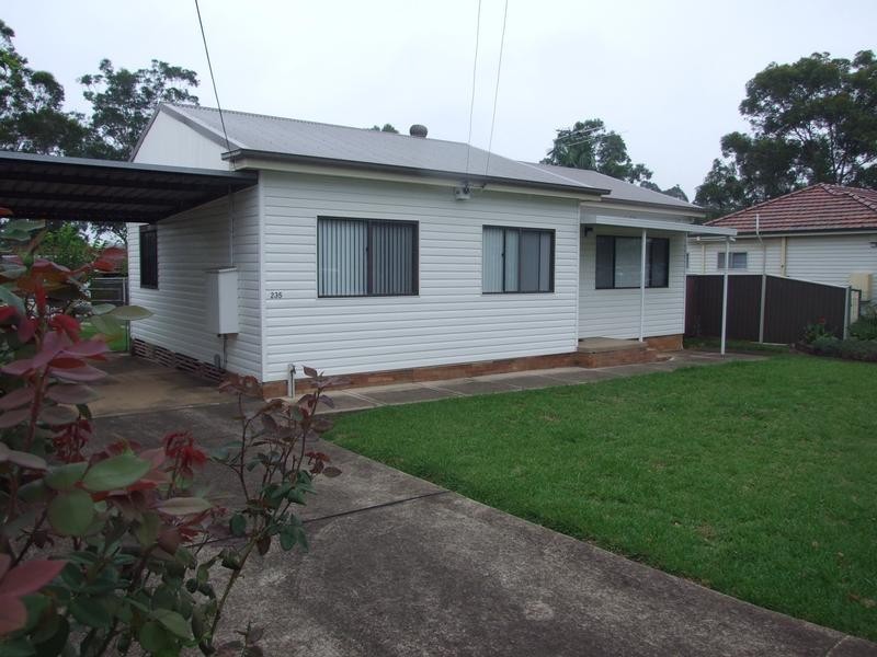 235 Beames Ave, Mount Druitt NSW 2770